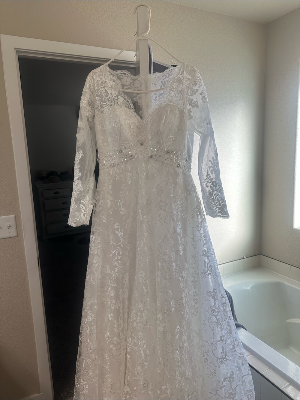 Long Sleeve Lace A-Line Wedding Gown in Ivory - Picture 4 of 8